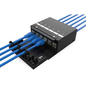 Skrzynka punktu konsolidacyjnego na 6 modułów keystone z menedżerem kabli Digitus DN-93708-6