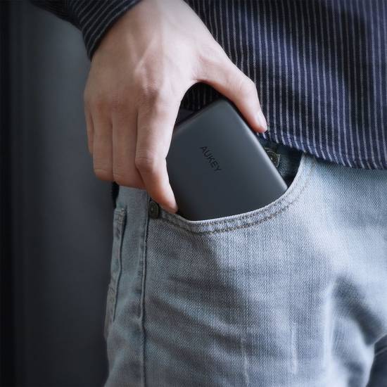 Powerbank 10000mAh USB-C 2xUSB-A 12W Aukey PB-N73-BK