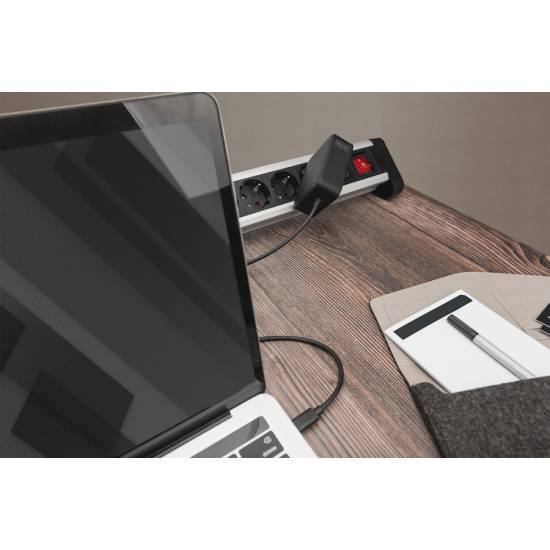 Ładowarka sieciowa GaN USB-C 100W Digitus DA-10072
