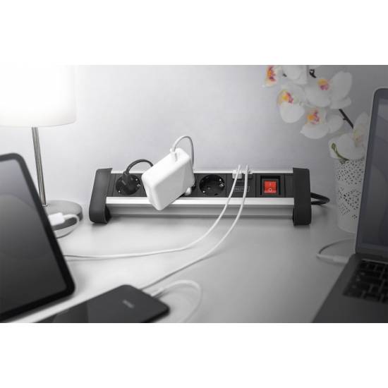 Listwa zasilająca 4-gniazda 2x USB na biurko 1,5m Digitus DA-70614