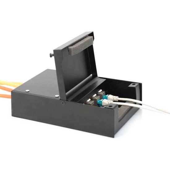 Skrzynka punktu konsolidacyjnego na 4 moduły keystone Digitus DN-93708