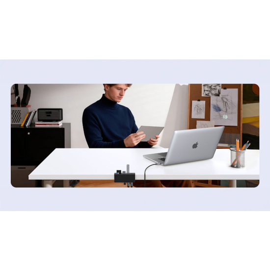 Hub USB-C -> USB 3.2 USB-A x2 USB-C x3 czytnik kart przykręcany ORICO MH5PC-10-BK-BP aktywny