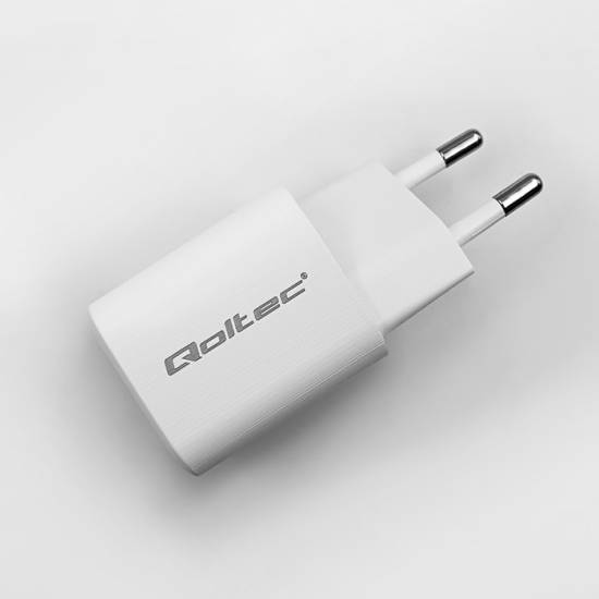 Ładowarka sieciowa GaN USB-C PD USB-A QC 3.0 35W Qoltec 50763 biała