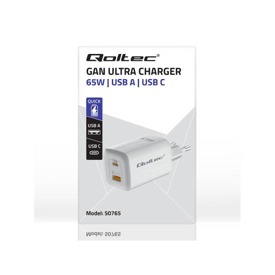 Ładowarka sieciowa GaN USB-C PD USB-A QC 3.0 65W Qoltec 50765 biała