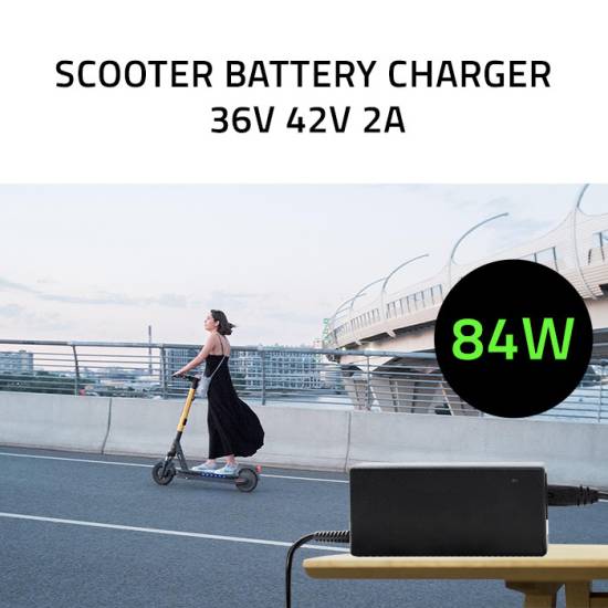 Ładowarka do roweru skutera elektrycznego 36V 42V 2A wtyk 8.0*8.0mm+pin Qoltec 51768