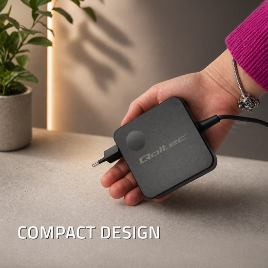 Ładowarka sieciowa GaN USB-C 100W 5-20V 3-5A Super Fast kabel 1,8m Qoltec 51779