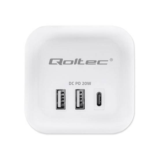 Listwa zasilająca 3-gniazda 2x USB 1x USB-C kostka kabel 2m Qoltec 52547