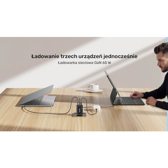Ładowarka sieciowa GaN USB-A 2x USB-C PD 65W PD 3.0 Unitek P1130ABK01-EU