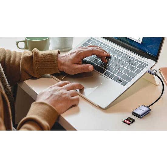 Czytnik kart SD/microSD USB-A/USB-C 5Gbps Unitek R1018E01