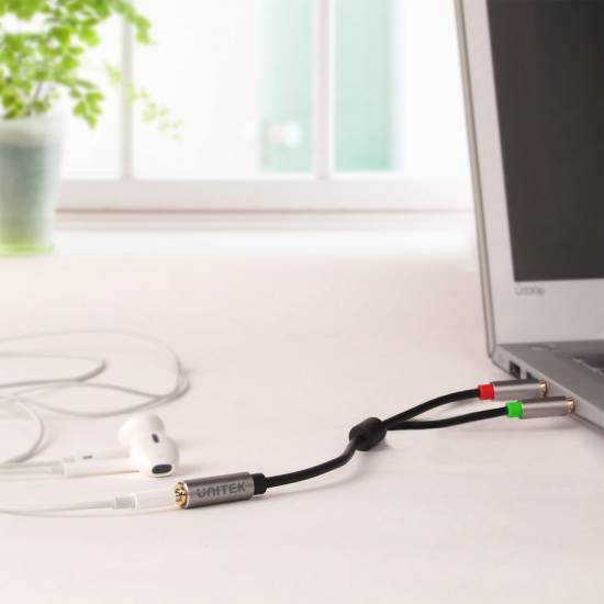 Adapter rozdzielacz słuchawek mikrofonu mini jack Unitek Y-C957ABK